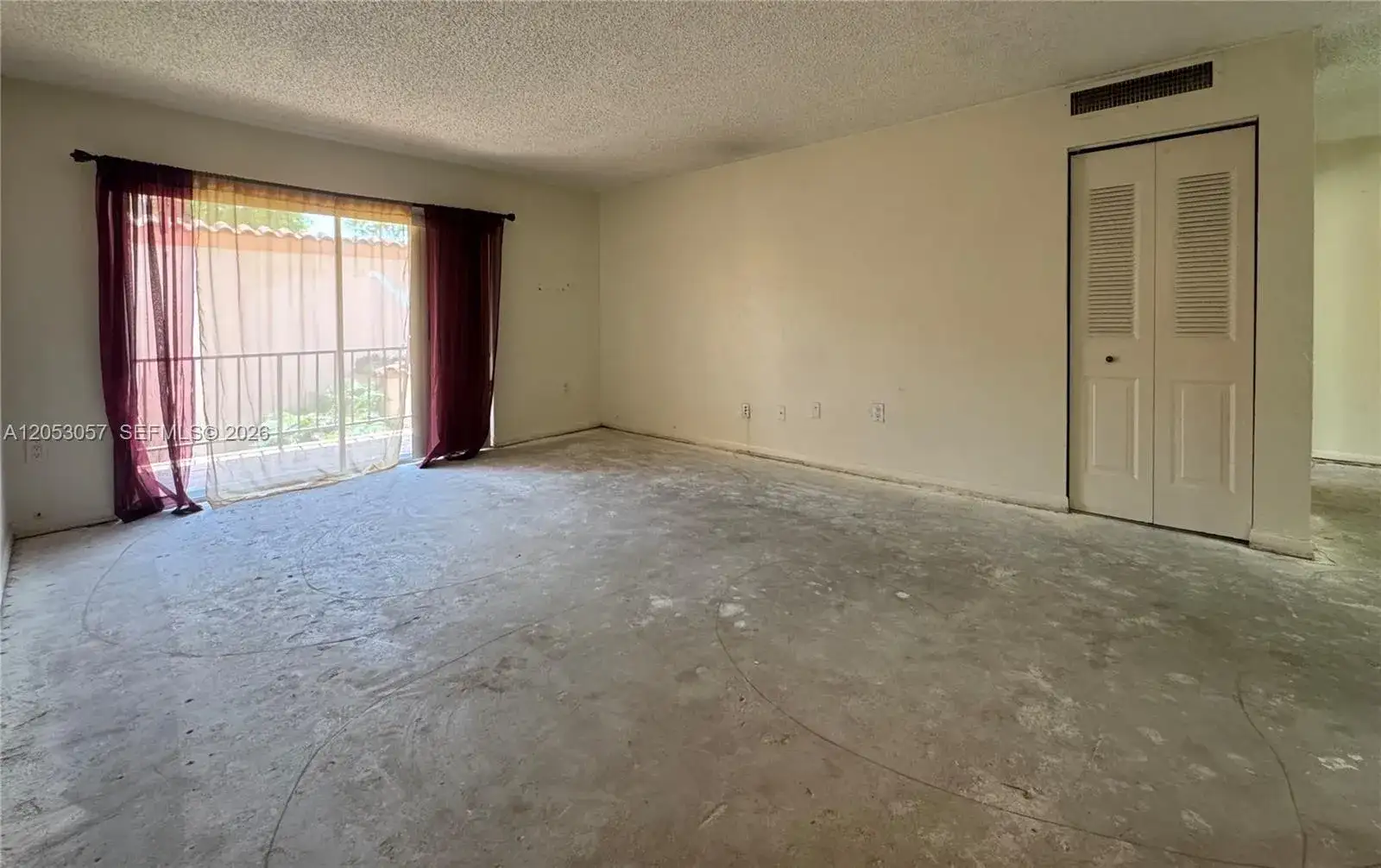 7208 Fairway Dr # I14, Miami Lakes FL 33014 photo 2