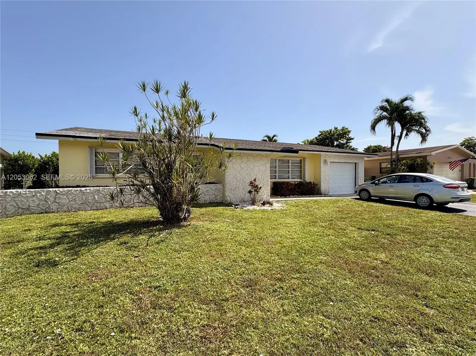 11851 NW 23rd St, Pembroke Pines FL 33026 photo 2