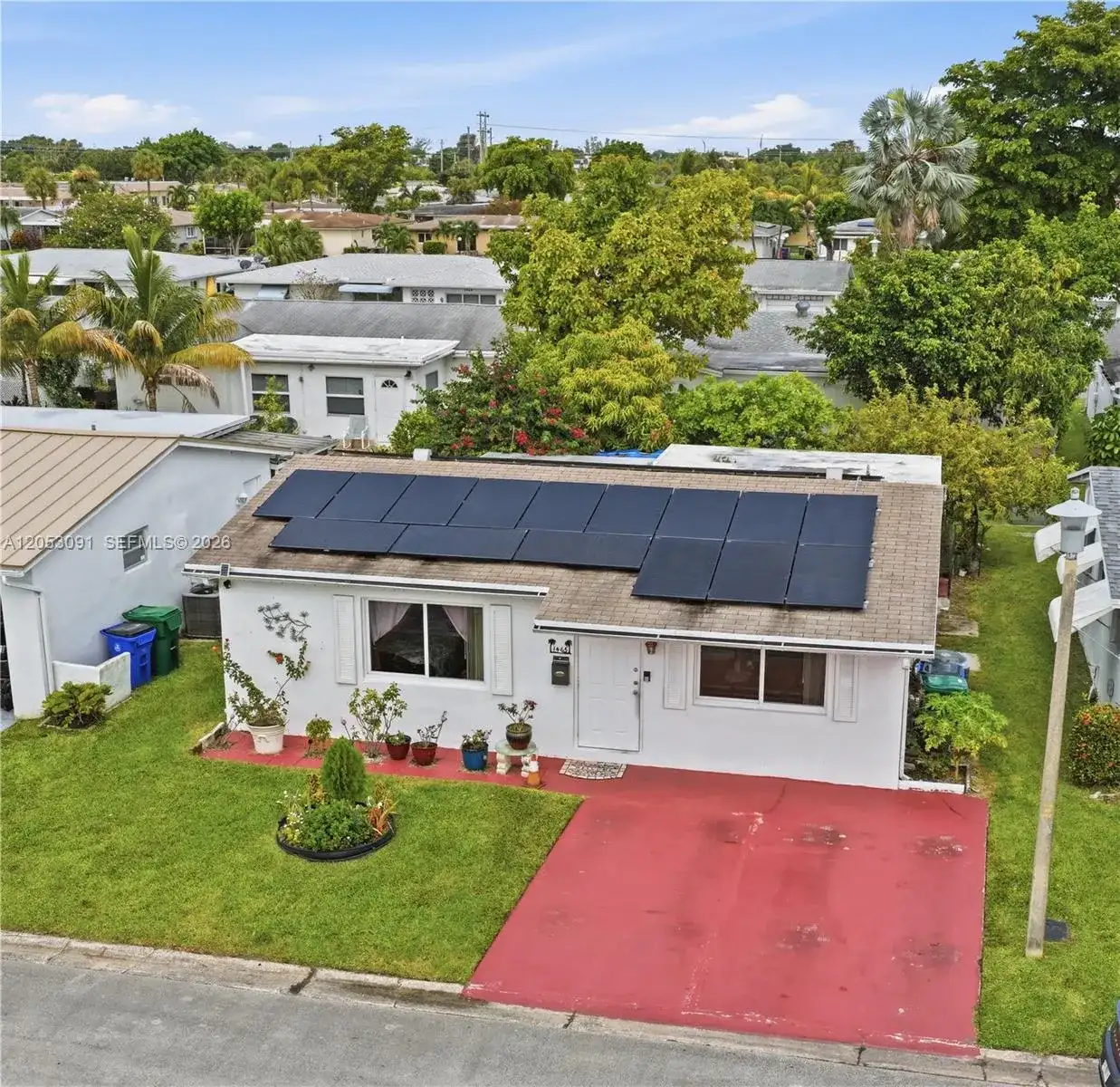 1465 NW 68th Ter, Margate FL 33063 photo 2