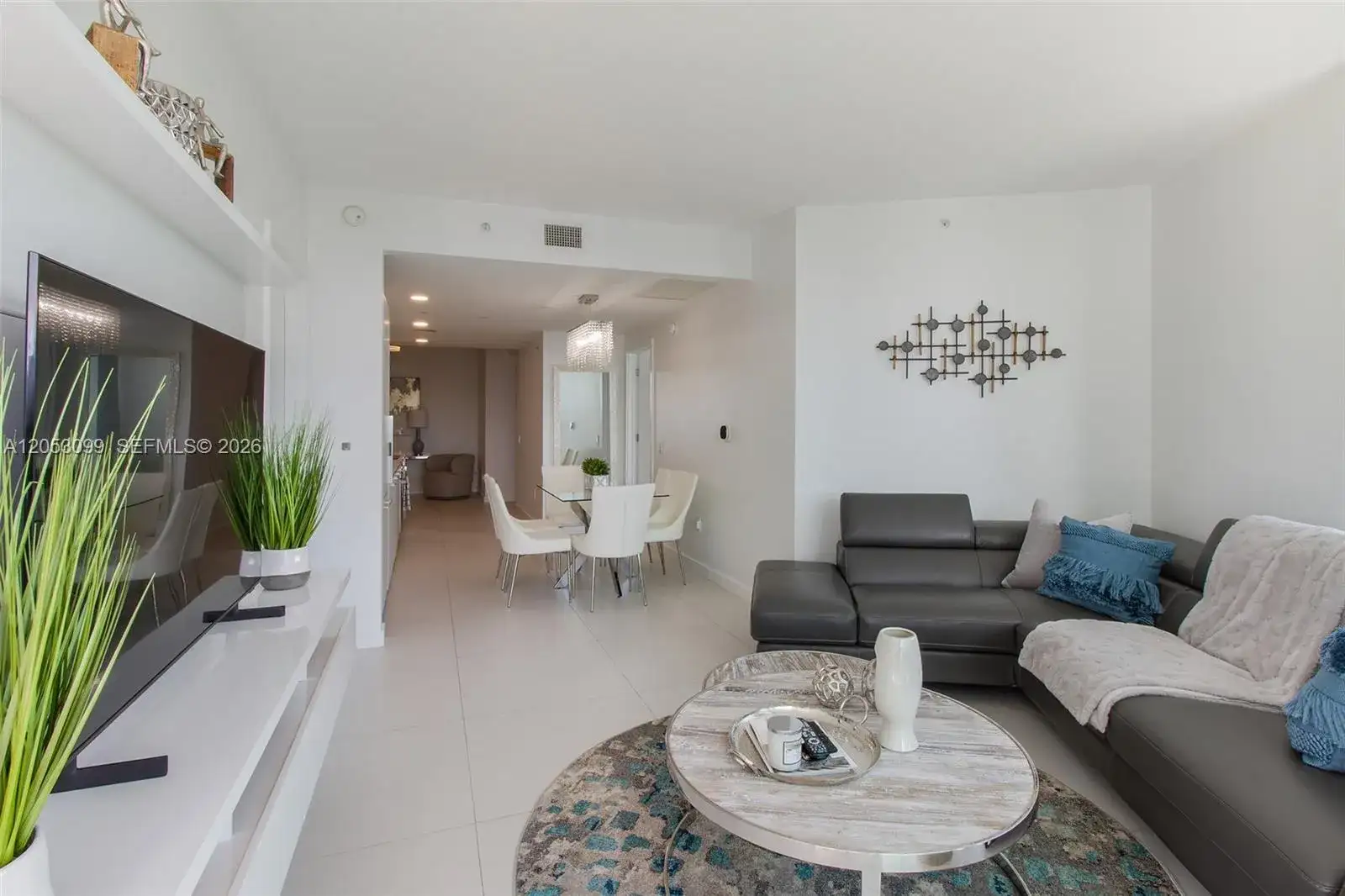 501 NE 31st St # 701, Miami FL 33137 photo 2
