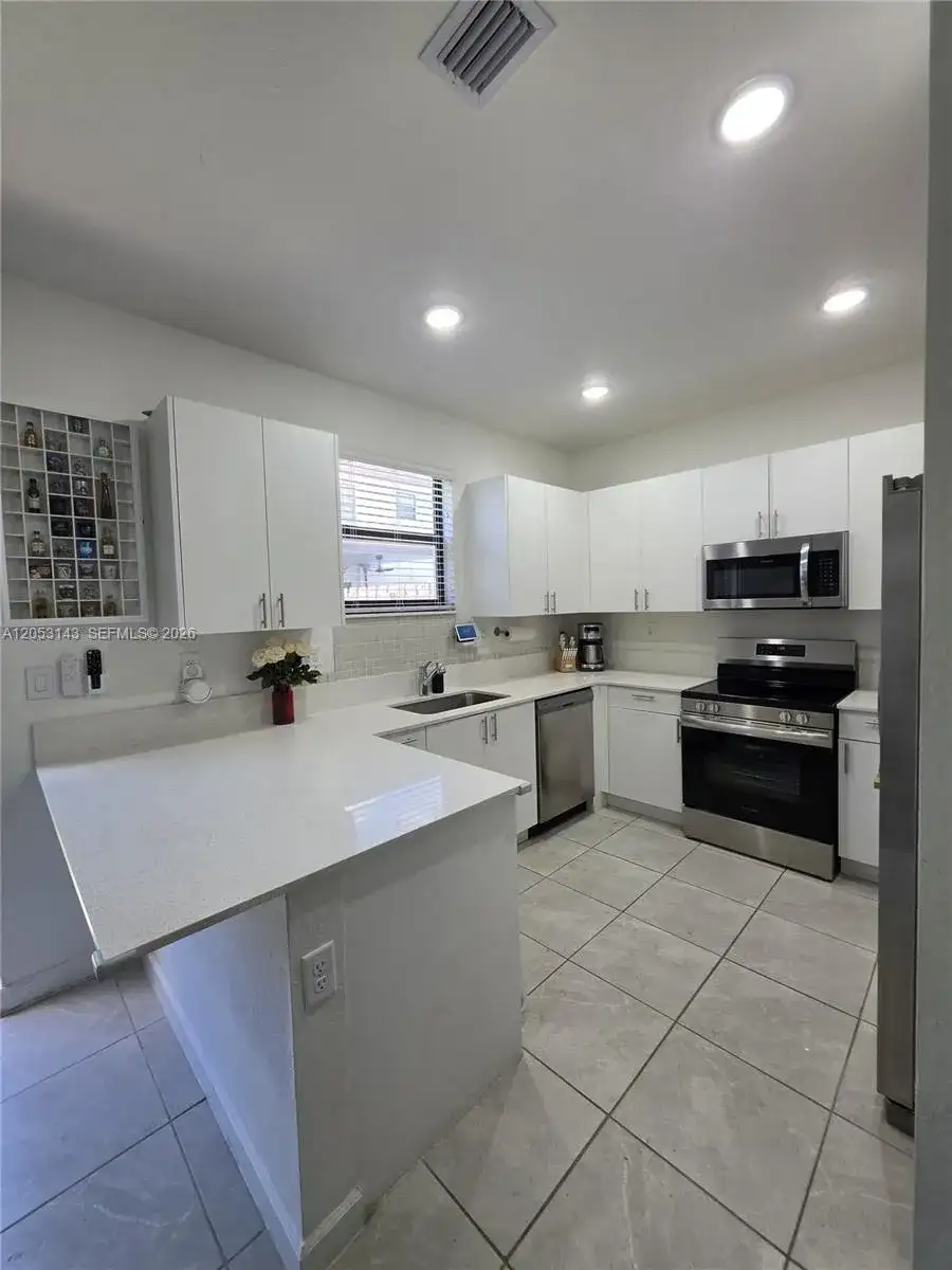 12880 SW 231st St, Miami FL 33170 photo 3