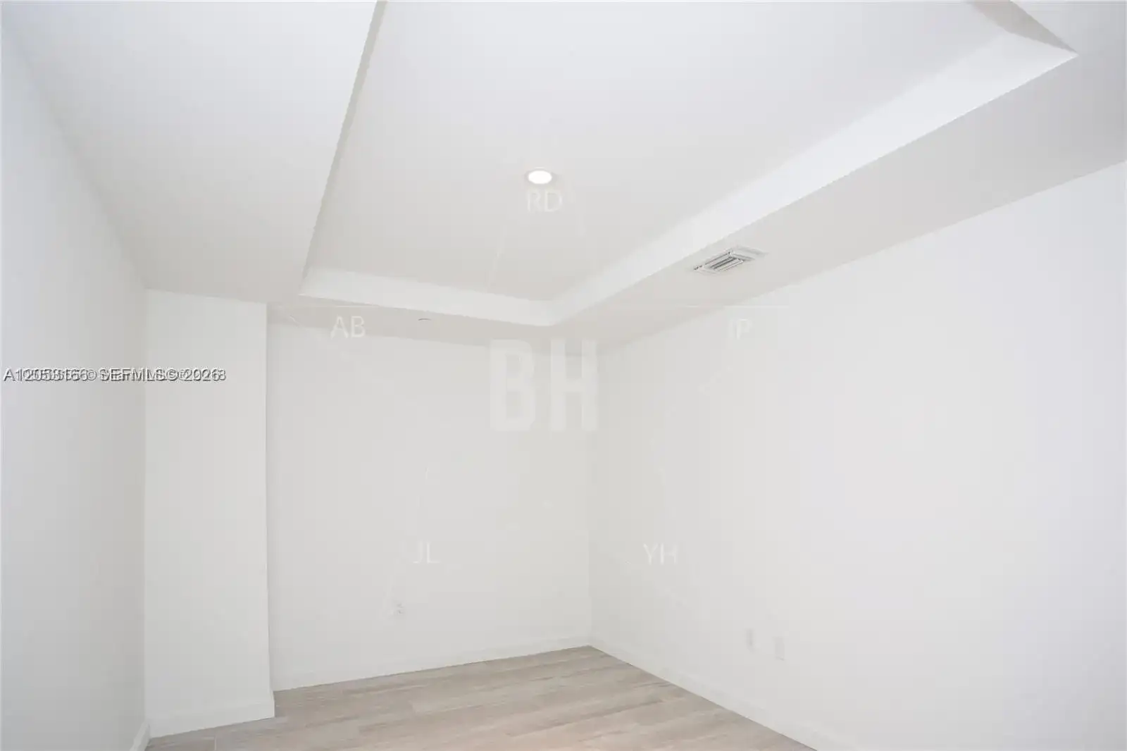55 SW 9th St # 1104, Miami FL 33130 photo 4