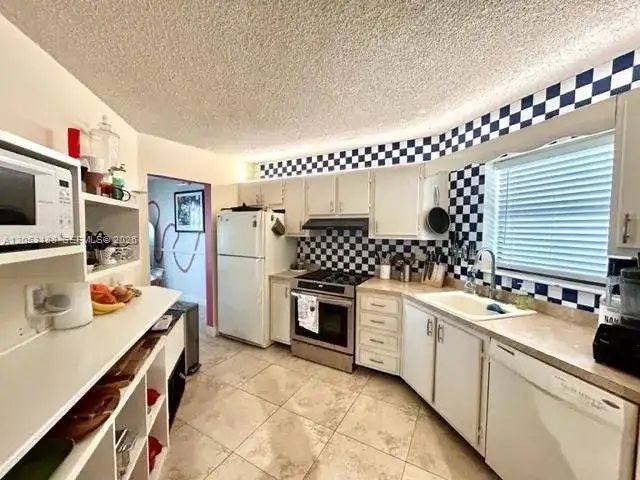6555 W Broward Blvd # 306, Plantation FL 33317 photo 2