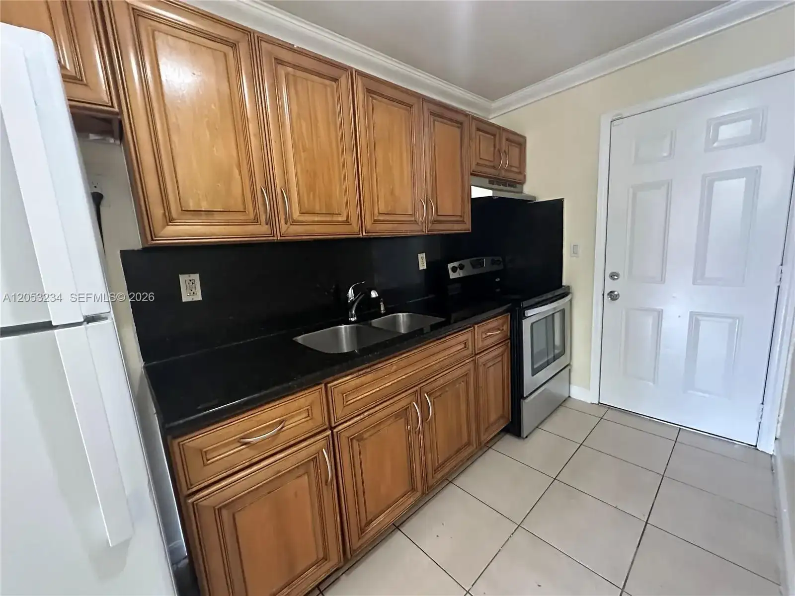 280 NW 39th St, Miami FL 33127 photo 5