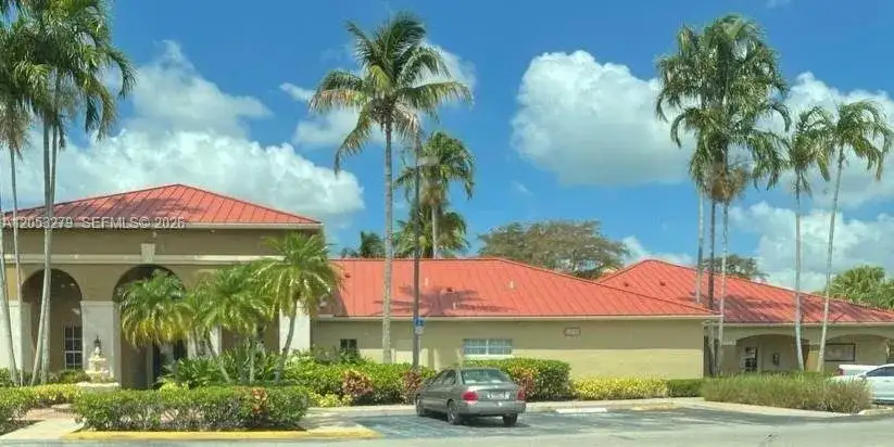 18304 NW 68th Ave # M, Hialeah FL 33015 photo 3