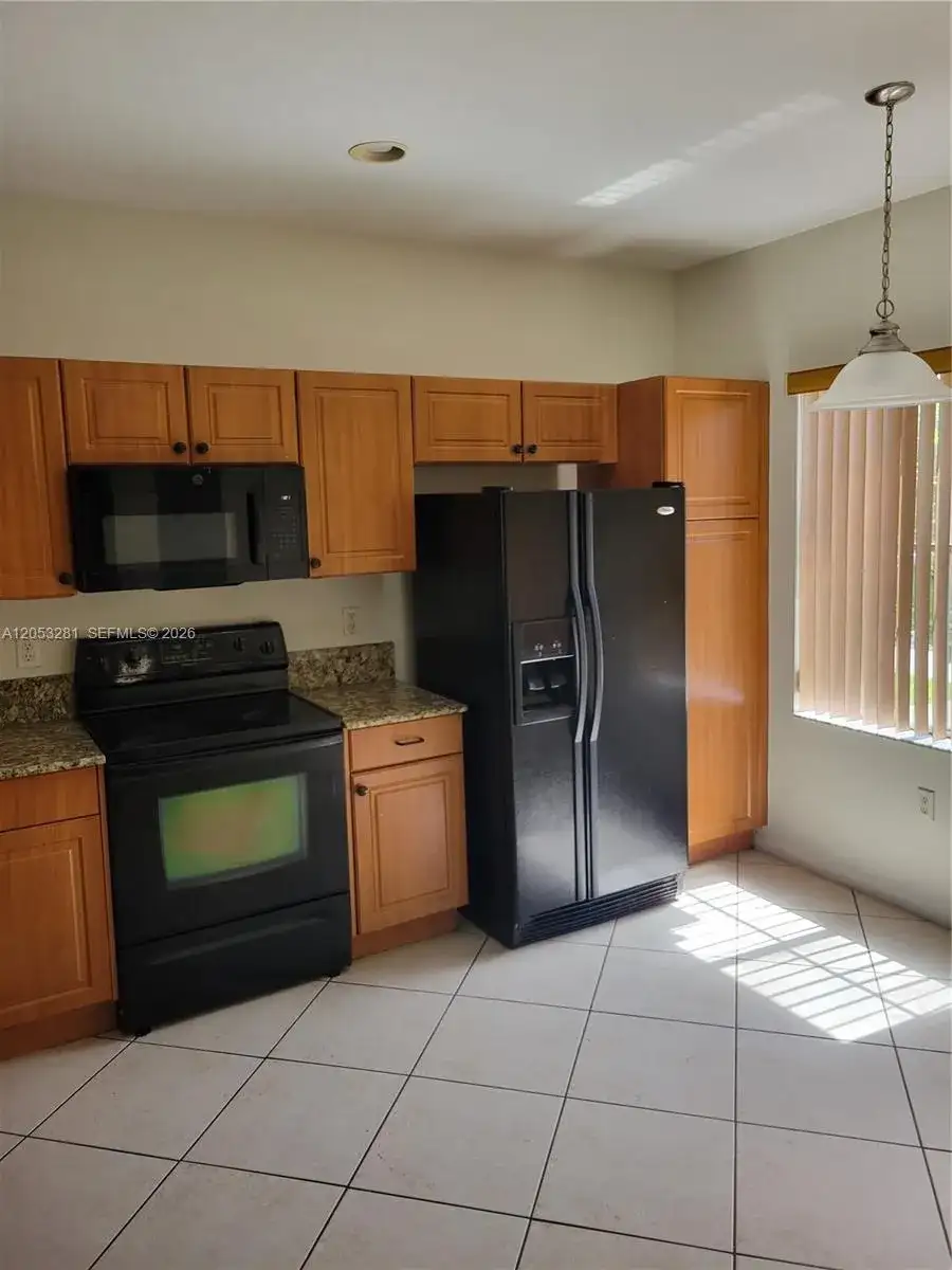 2578 SW 82 AV # 101, Miramar FL 33025 photo 2