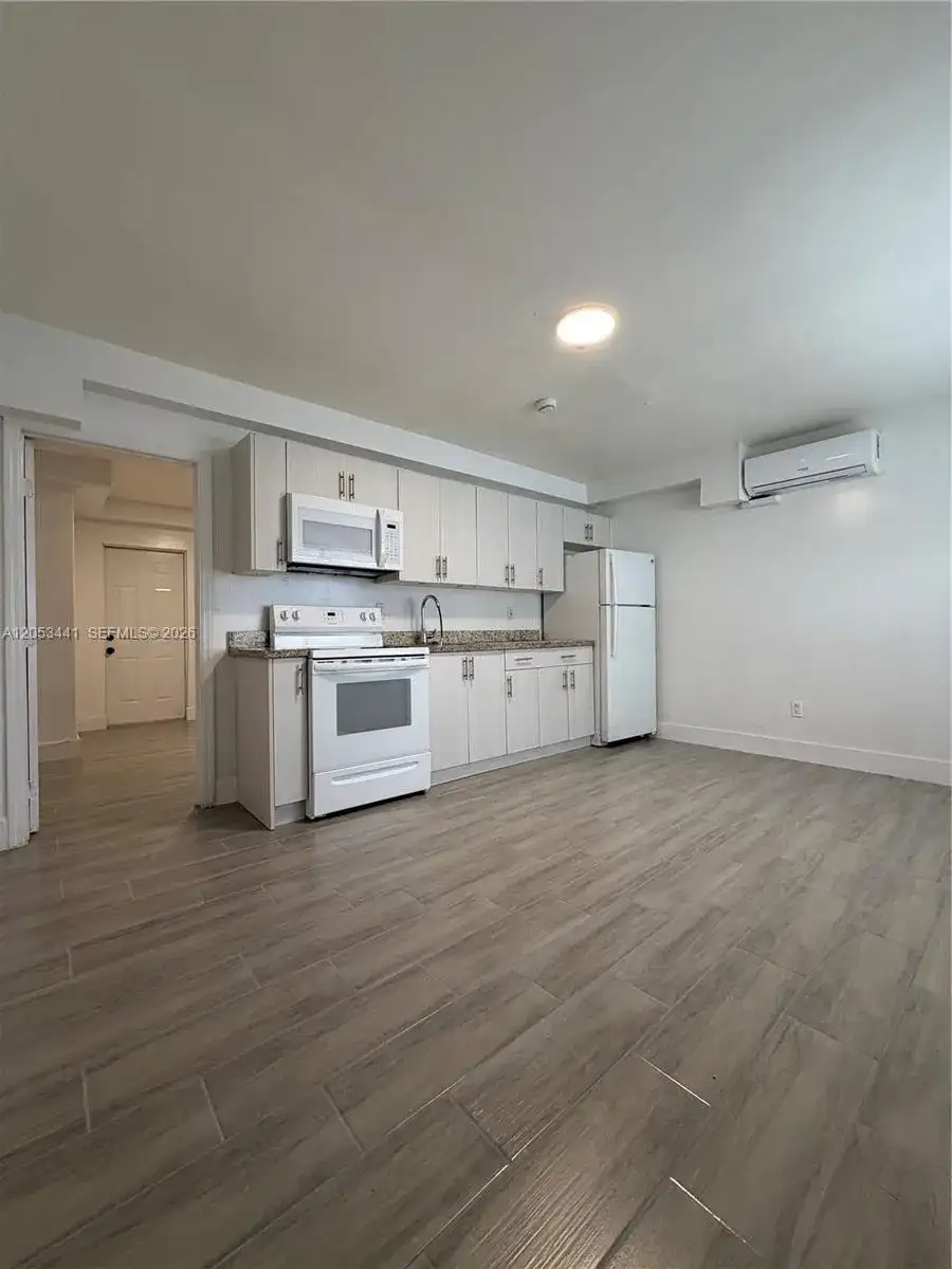 60 NW 71st St # 6, Miami FL 33150 photo 3