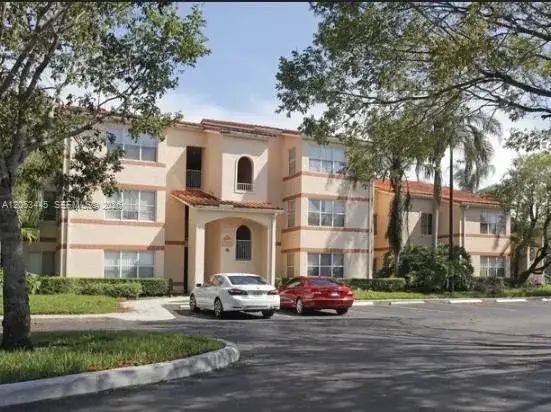 3310 N Pinewalk Dr N # 1825, Margate FL 33063 photo 2