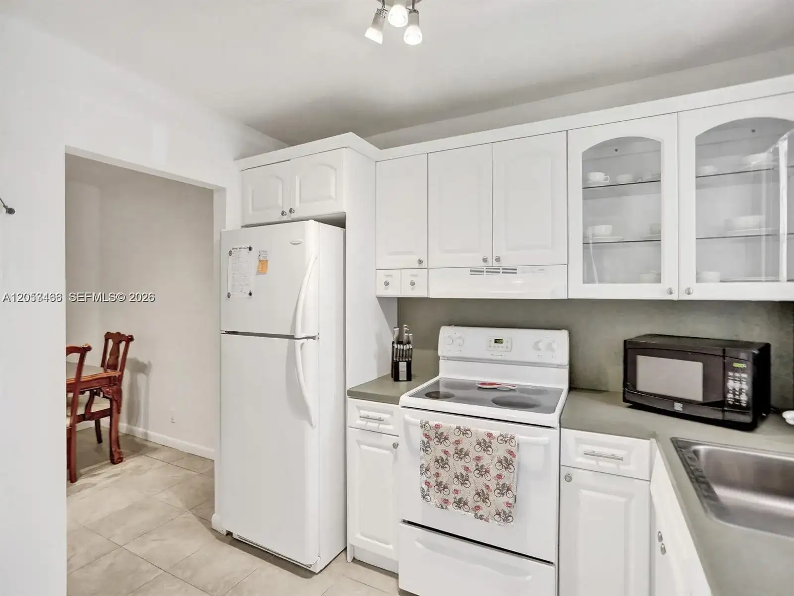 2040 NW 81st Ave # 117, Pembroke Pines FL 33024 photo 2