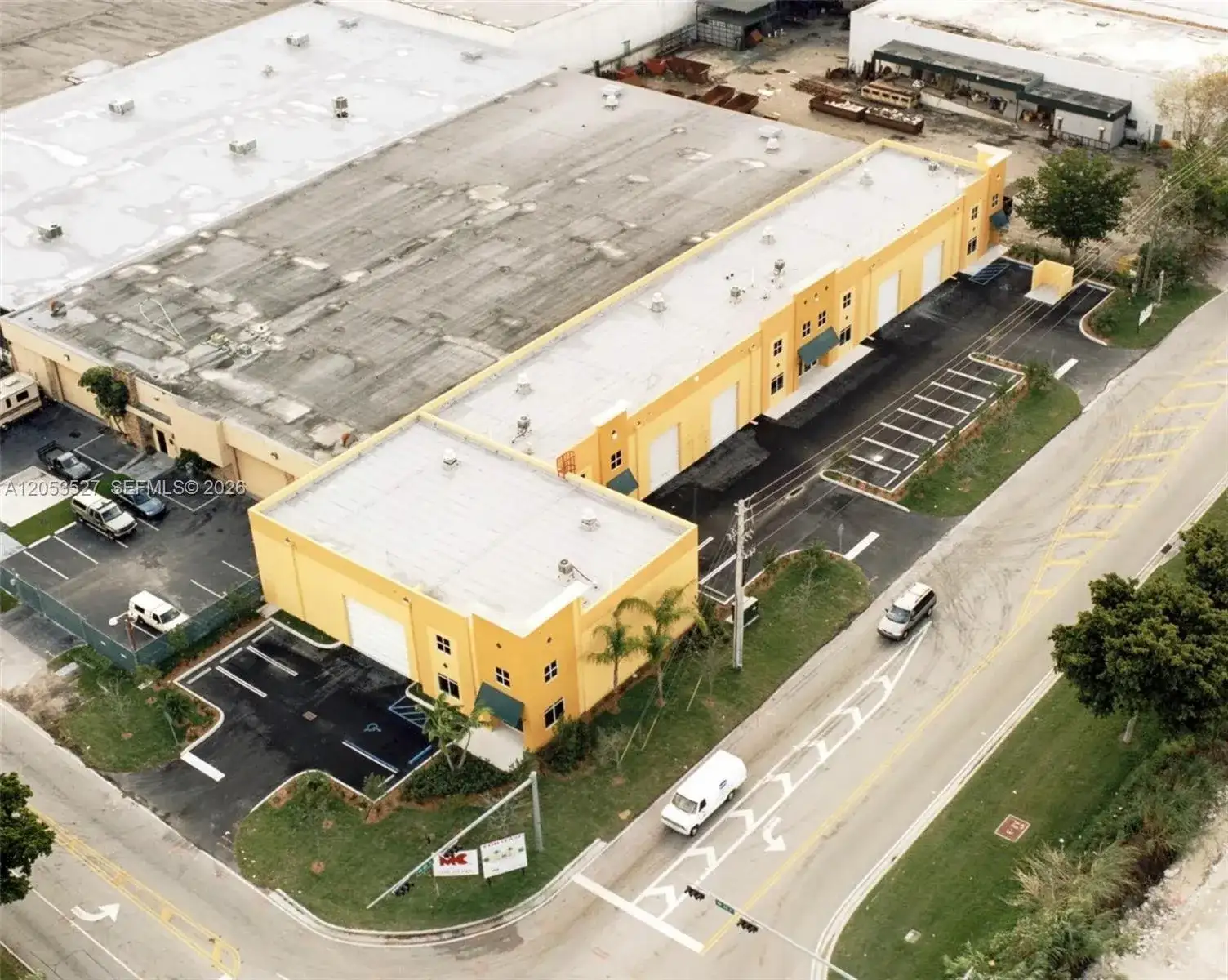 3241 NW 82 Avenue, Doral FL 33122 photo 4