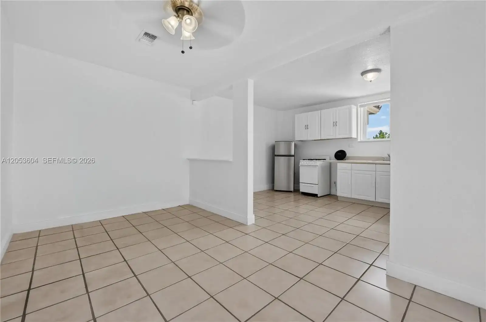 14726 SW 82nd Ter # 0, Miami FL 33193 photo 2