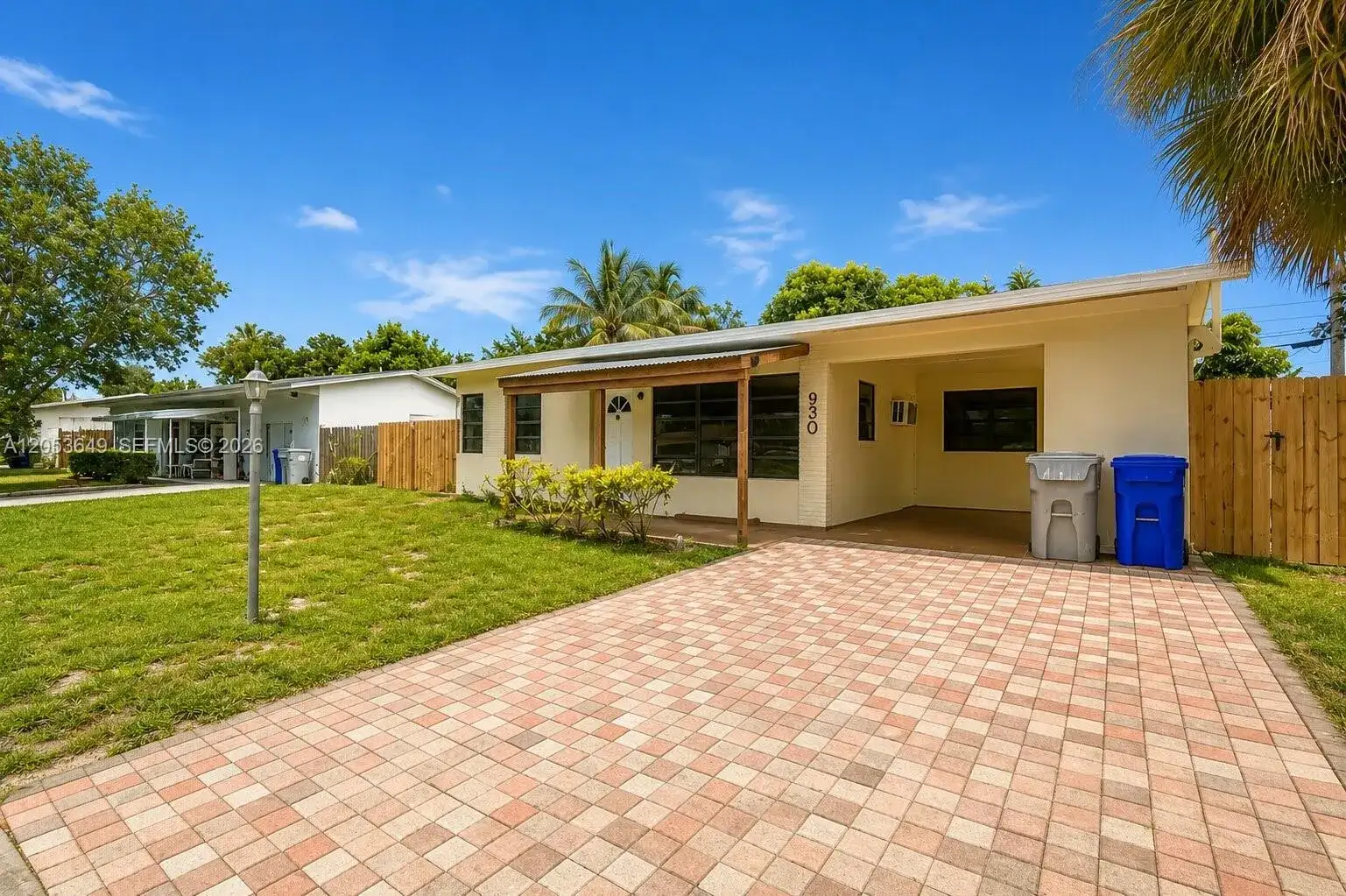 930 NE 23rd Ct, Pompano Beach FL 33064 photo 3