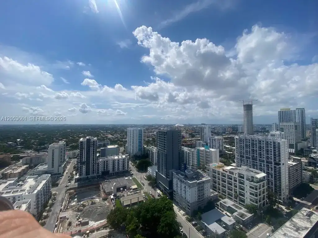 79 SW 12th St, Miami FL 33130 photo 2