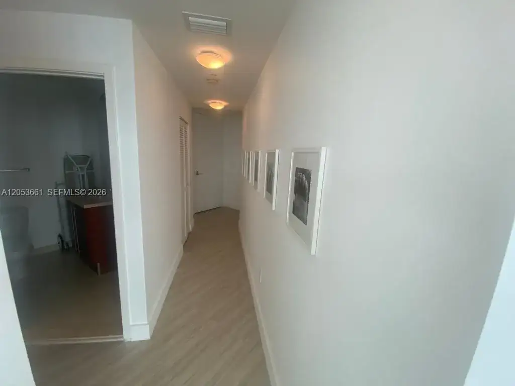 79 SW 12th St, Miami FL 33130 photo 3