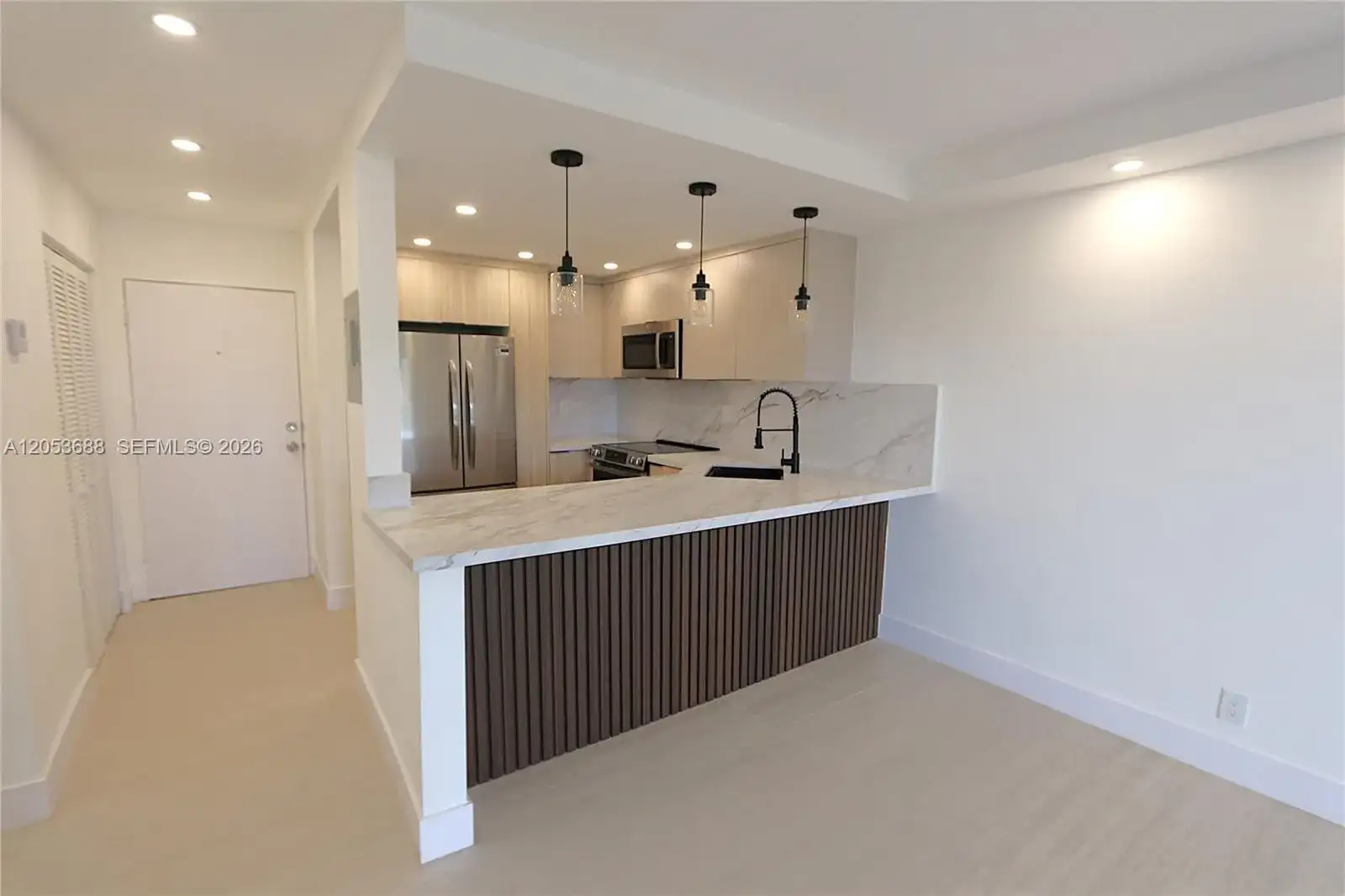 801 NW 47th Ave # 518W, Miami FL 33126 photo 2
