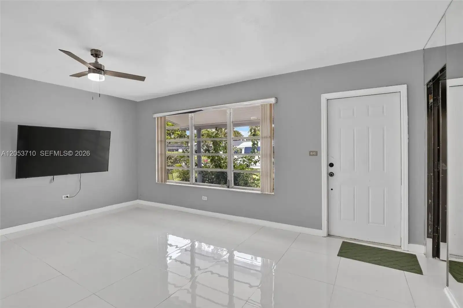 2331 Flamingo Dr, Miramar FL 33023 photo 5