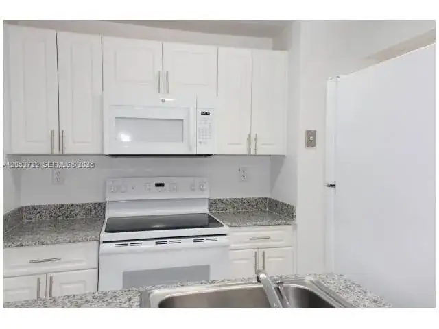 1850 SW 122nd Ave # 004A, Miami FL 33175 photo 2