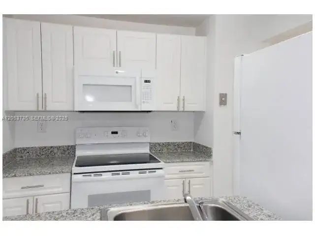 1850 SW 122nd Ave # 318, Miami FL 33175 photo 5