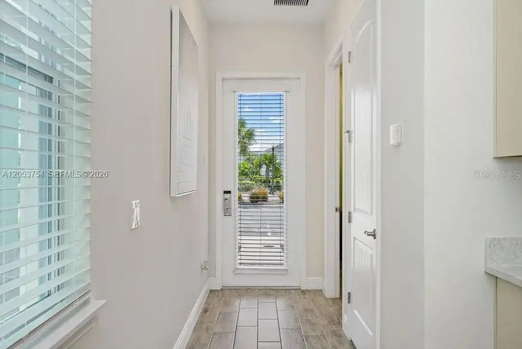 8117 Surf St, Kissimmee FL 34747 photo 3