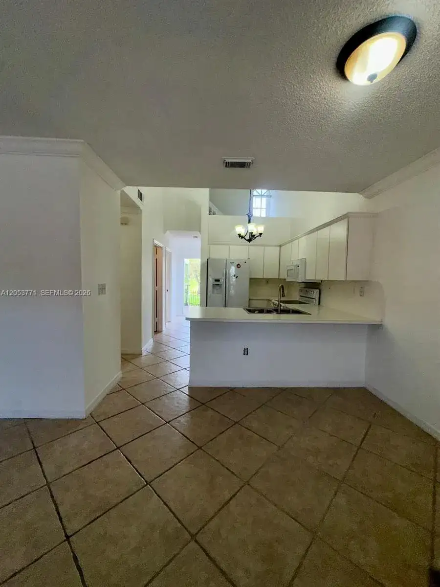 15334 SW 36th Ter # 15334, Miami FL 33185 photo 4