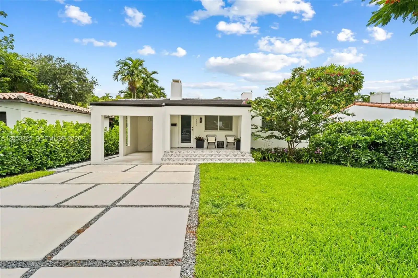829 Granada Groves Ct, Coral Gables FL 33134 photo 2