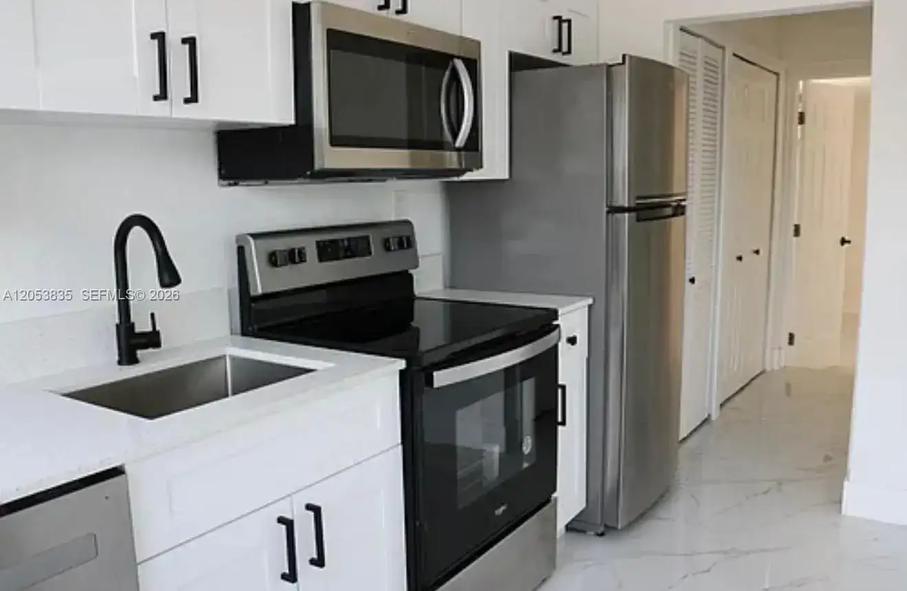 1237 NW 33rd Ave, Miami FL 33125 photo 3