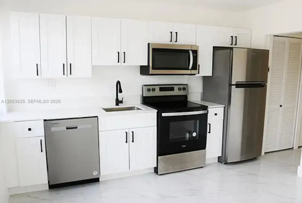 1237 NW 33rd Ave, Miami FL 33125 photo 4