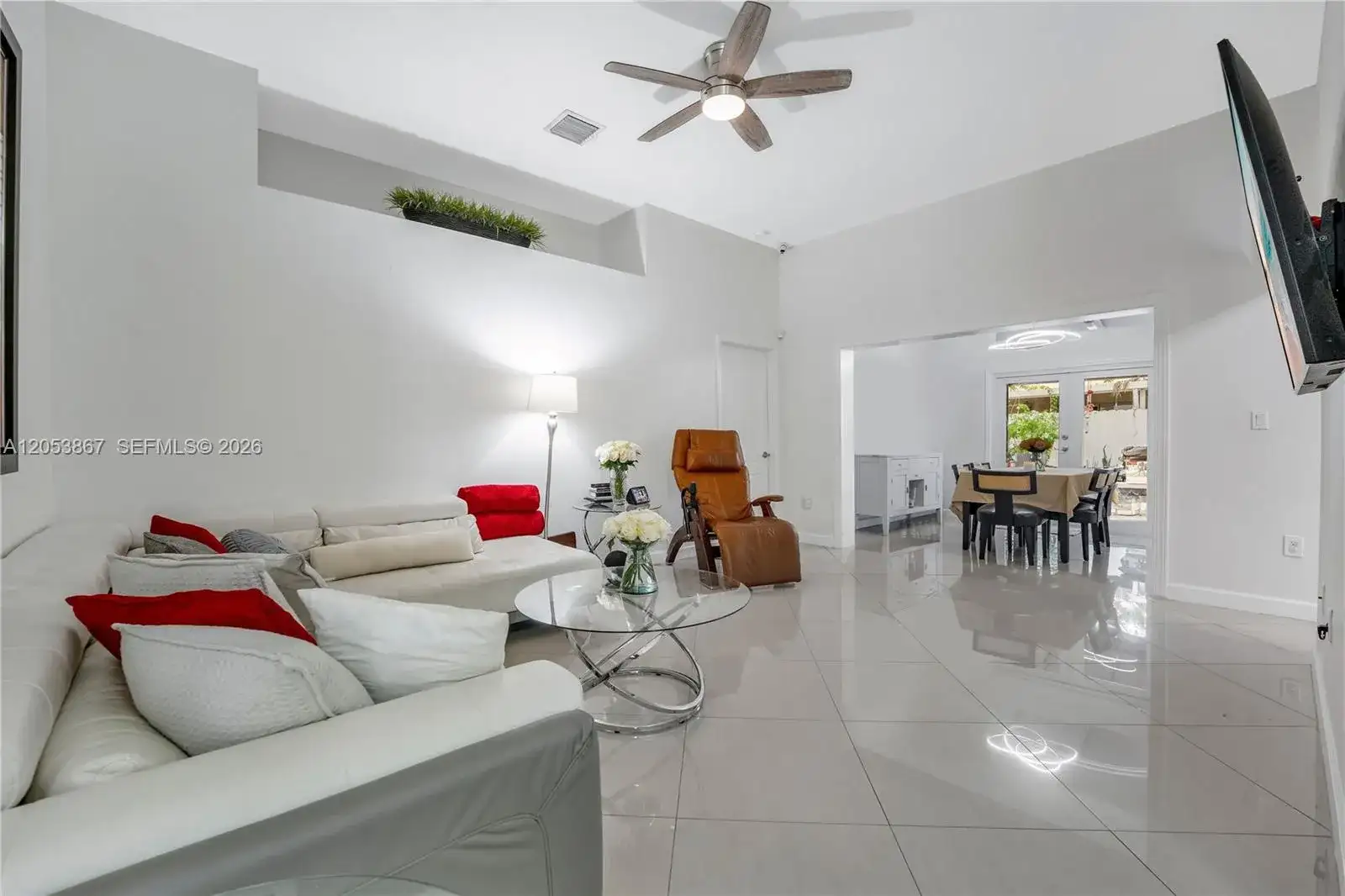18625 NW 53rd Ave, Miami Gardens FL 33055 photo 2