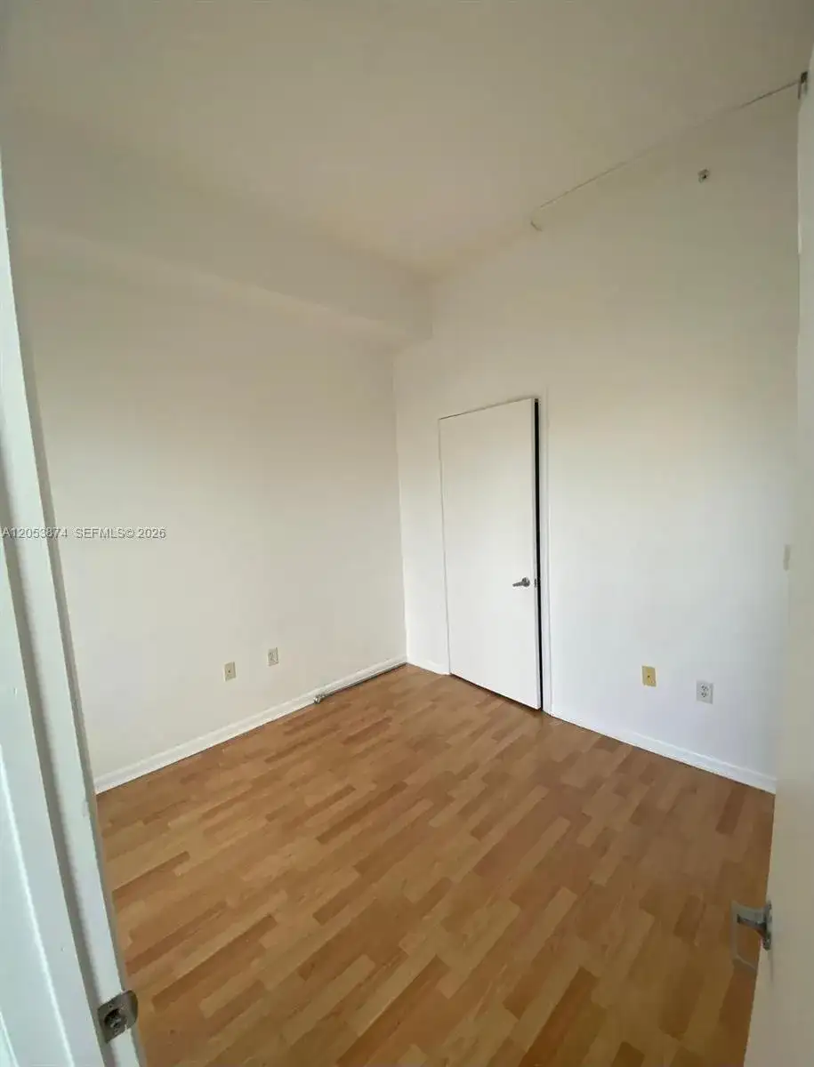 10 SW South River Dr # 802, Miami FL 33130 photo 4