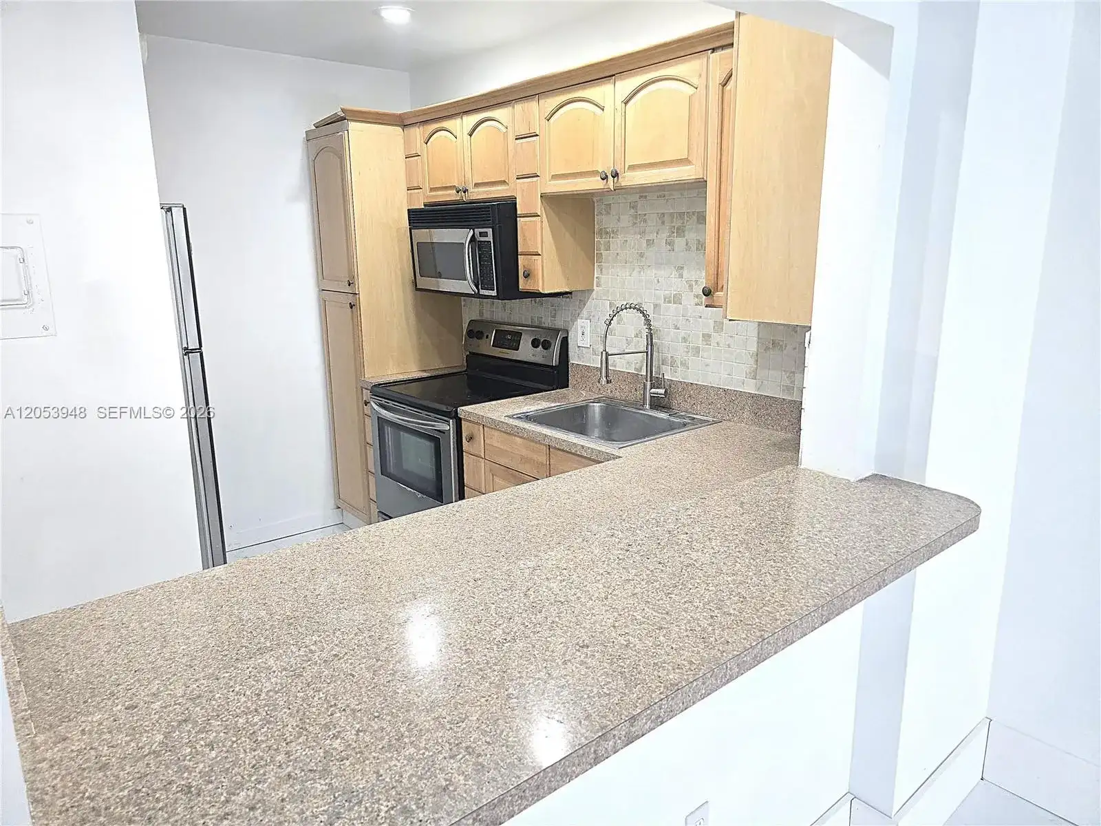 6070 W 18th Ave # 213, Hialeah FL 33012 photo 3