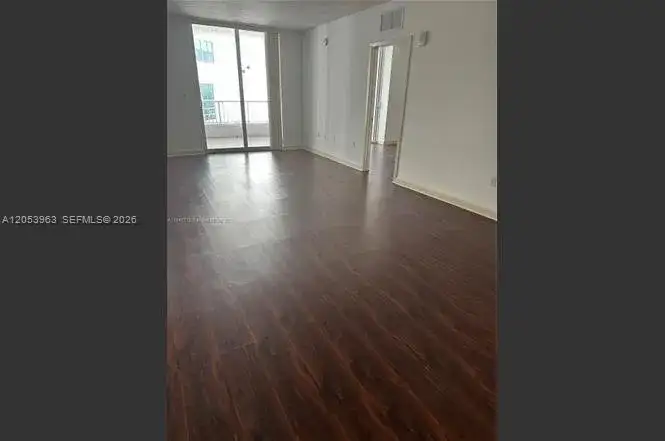 170 SE 14th St # 2604, Miami FL 33131 photo 4