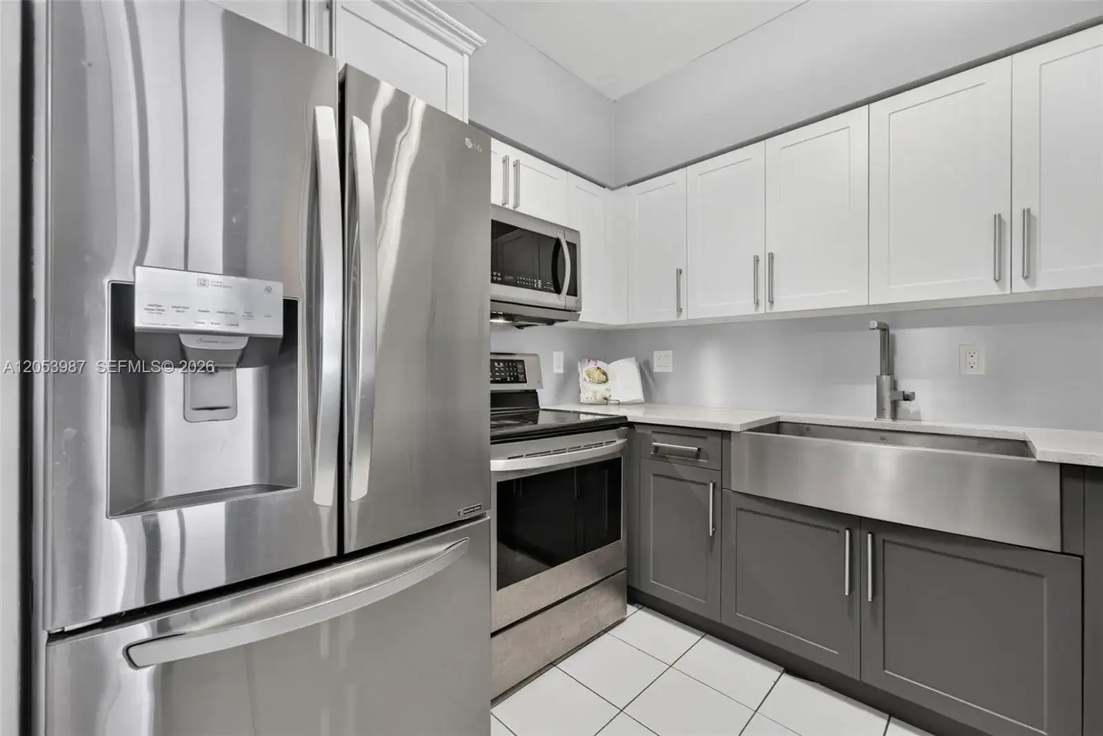 7441 Wayne Ave # 8G, Miami Beach FL 33141 photo 3