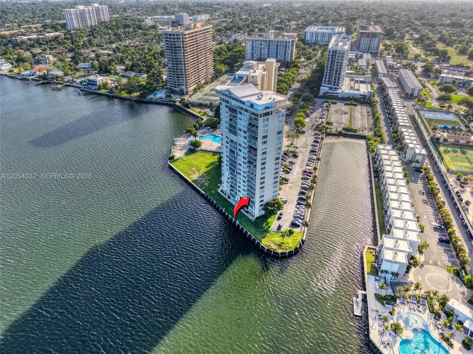 11111 Biscayne Blvd # 5A, Miami FL 33181 photo 3