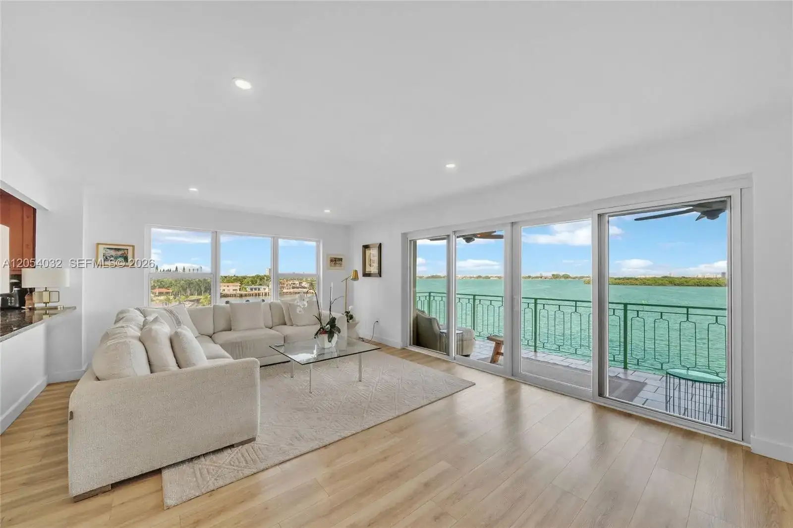 11111 Biscayne Blvd # 5A, Miami FL 33181 photo 4