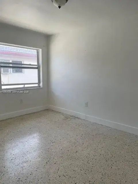 1793 NW 18th Ter # 6, Miami FL 33125 photo 4