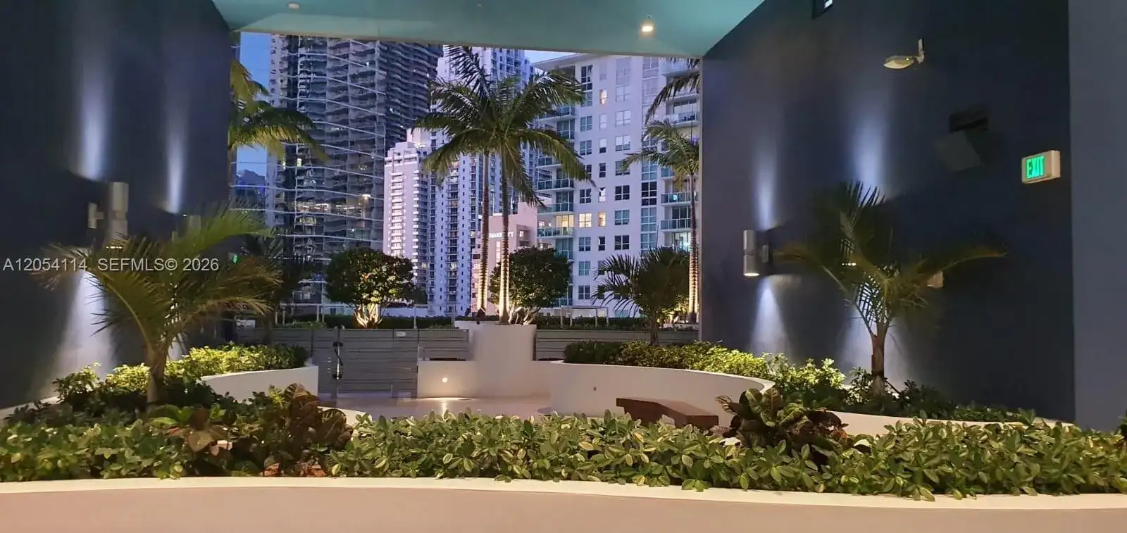 1300 Brickell Bay Dr # 1107, Miami FL 33131 photo 4