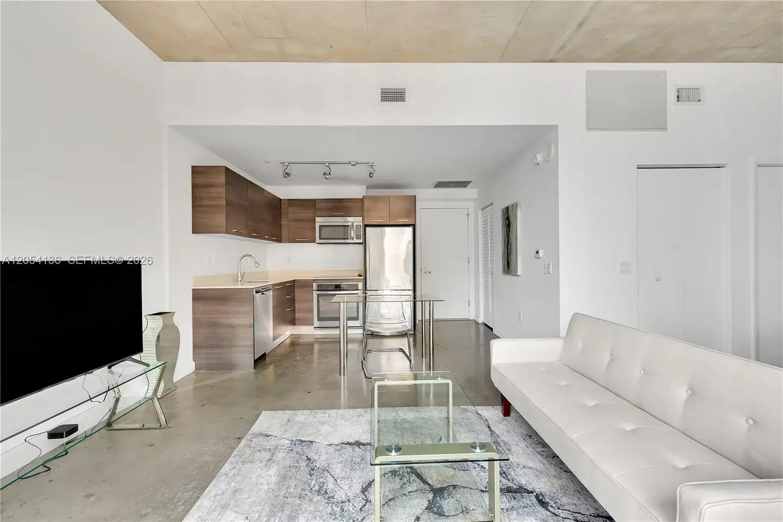 151 SE 1st St # 1107, Miami FL 33131 photo 4