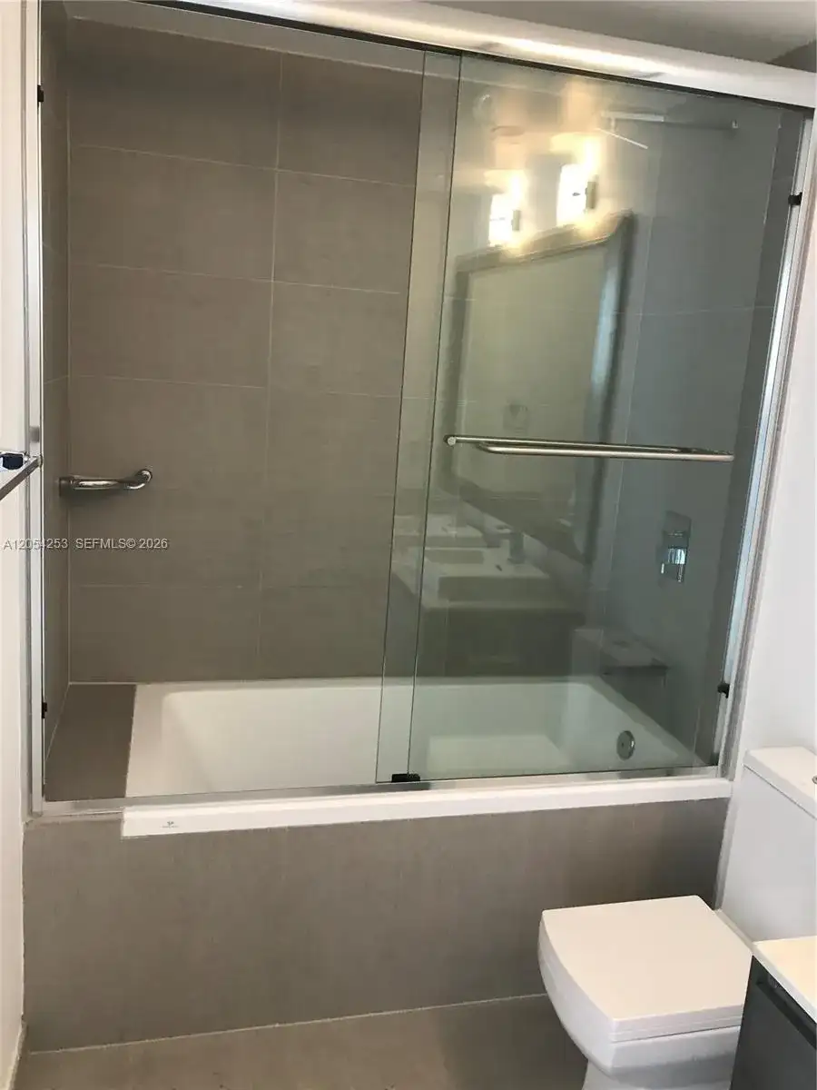 1080 Brickell Ave # 1607, Miami FL 33131 photo 4