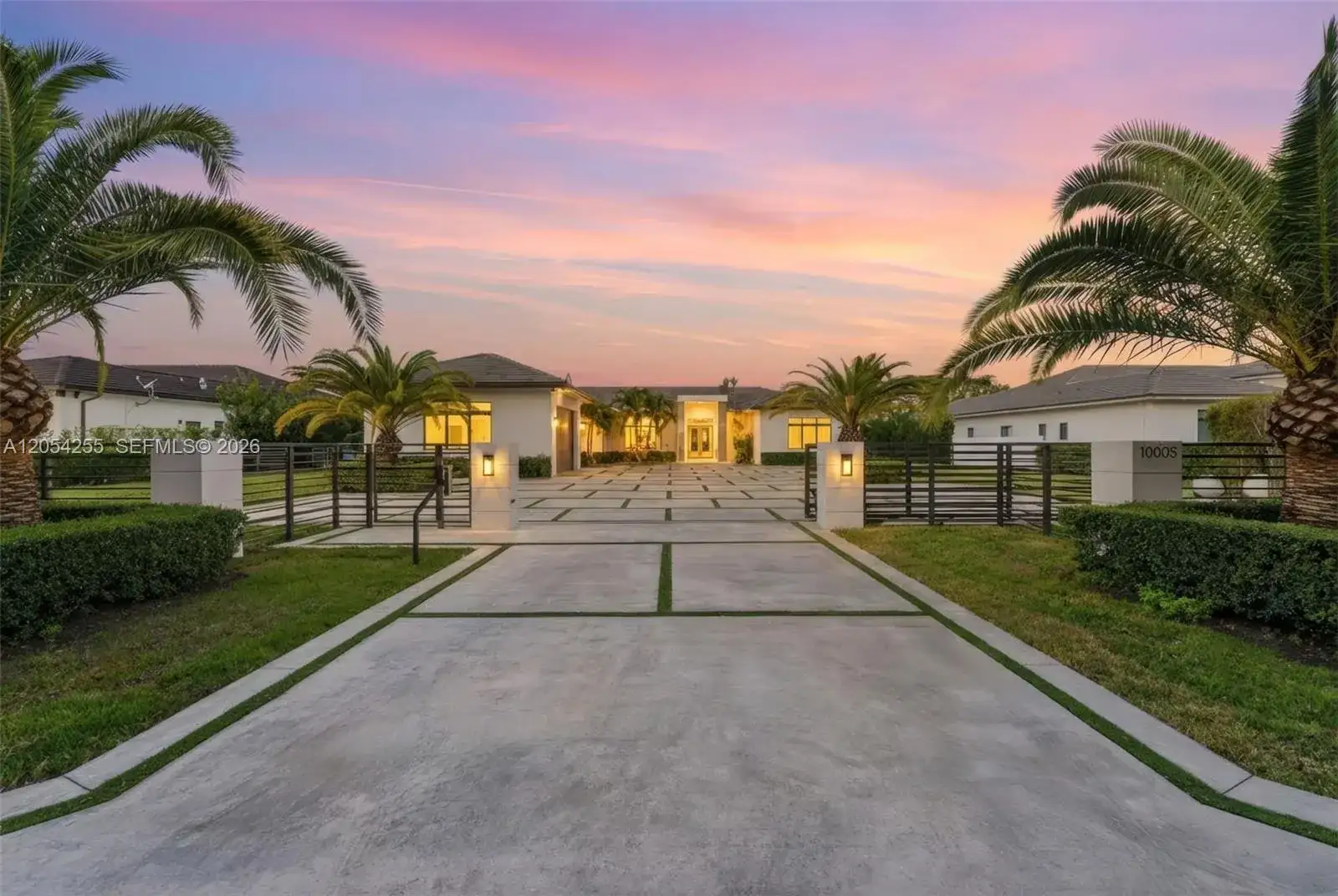 10005 SW 66th St, Miami FL 33173 photo 2