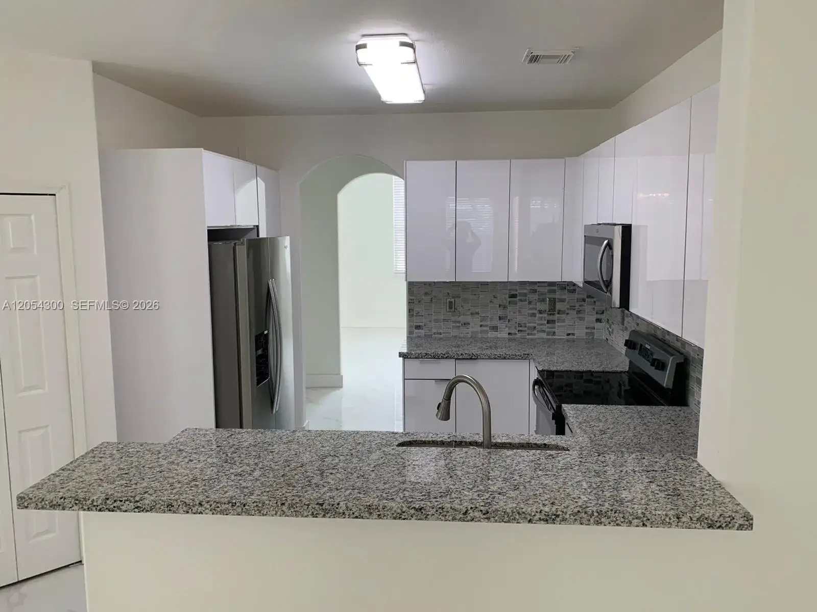14020 SW 152nd Ter, Miami FL 33177 photo 5