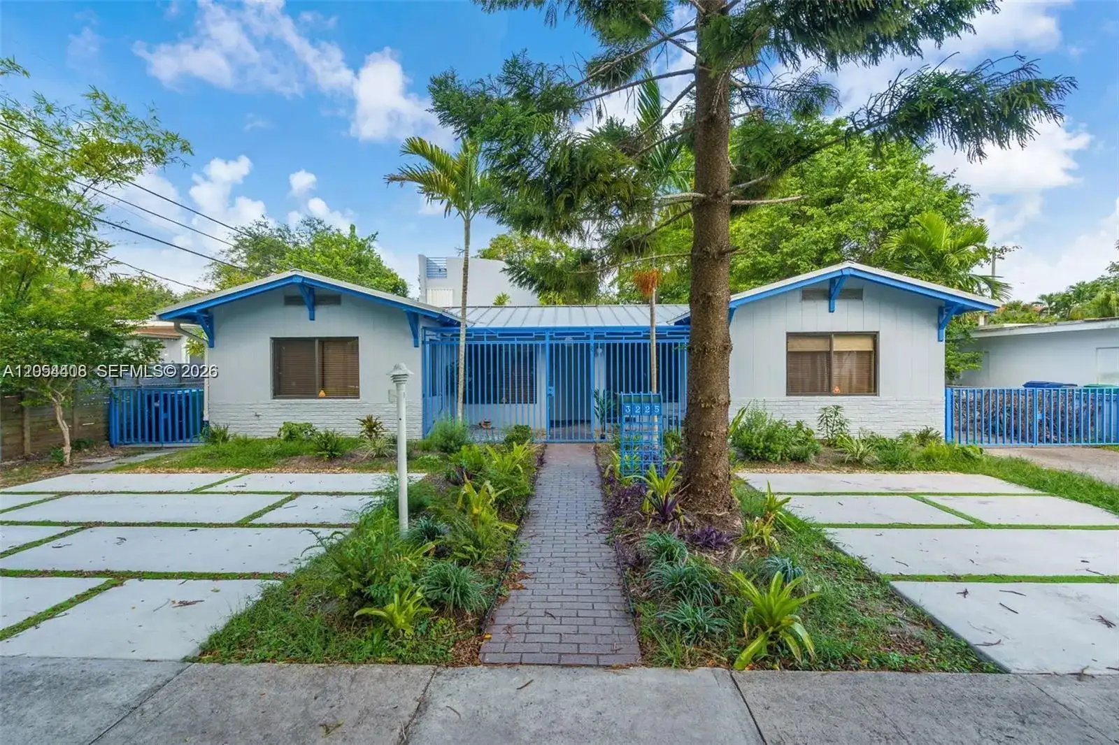 3225 SW 58th Ave, Miami FL 33155 photo 2