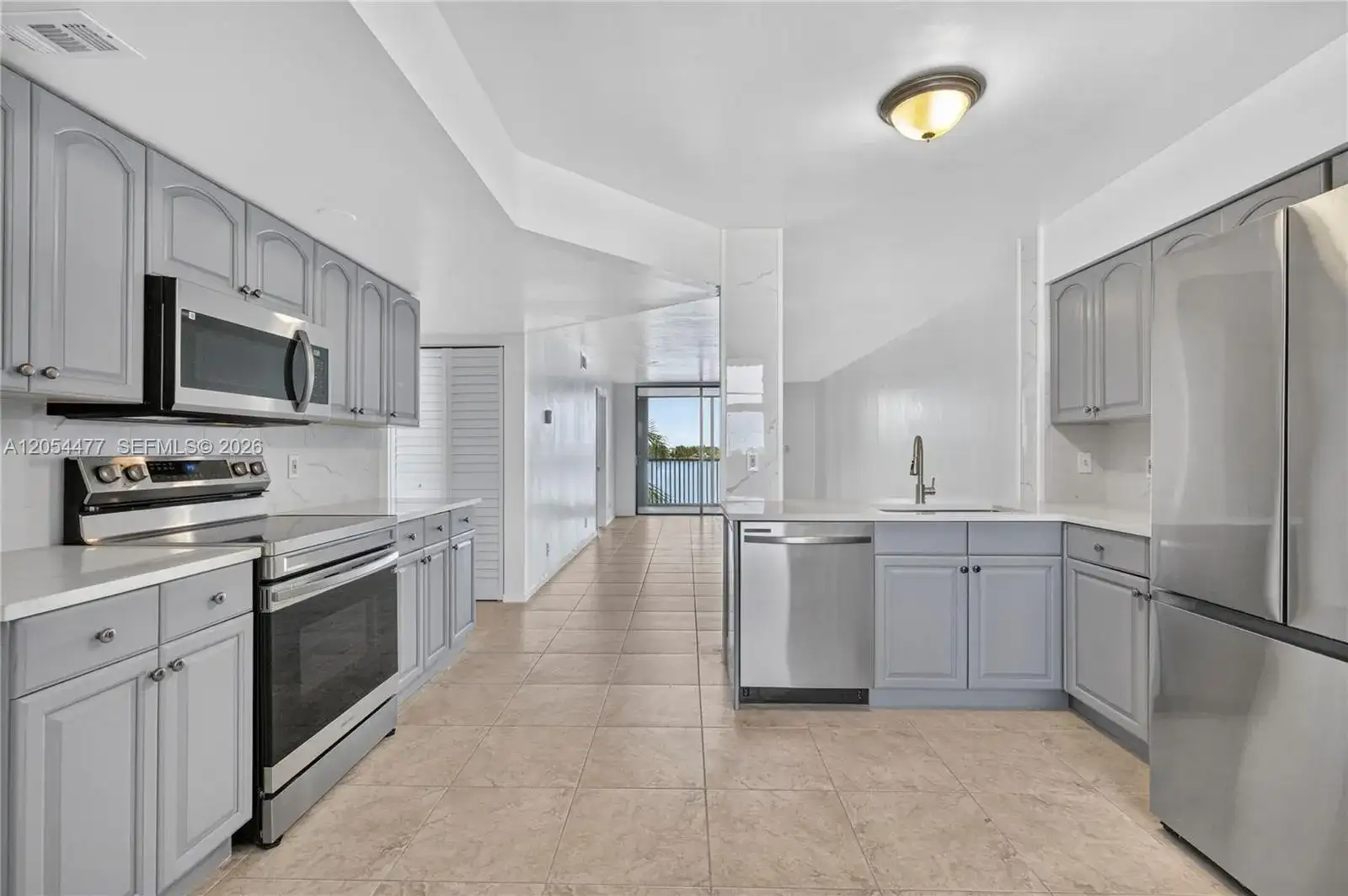 117 Lake Emerald Dr # 408, Oakland Park FL 33309 photo 5