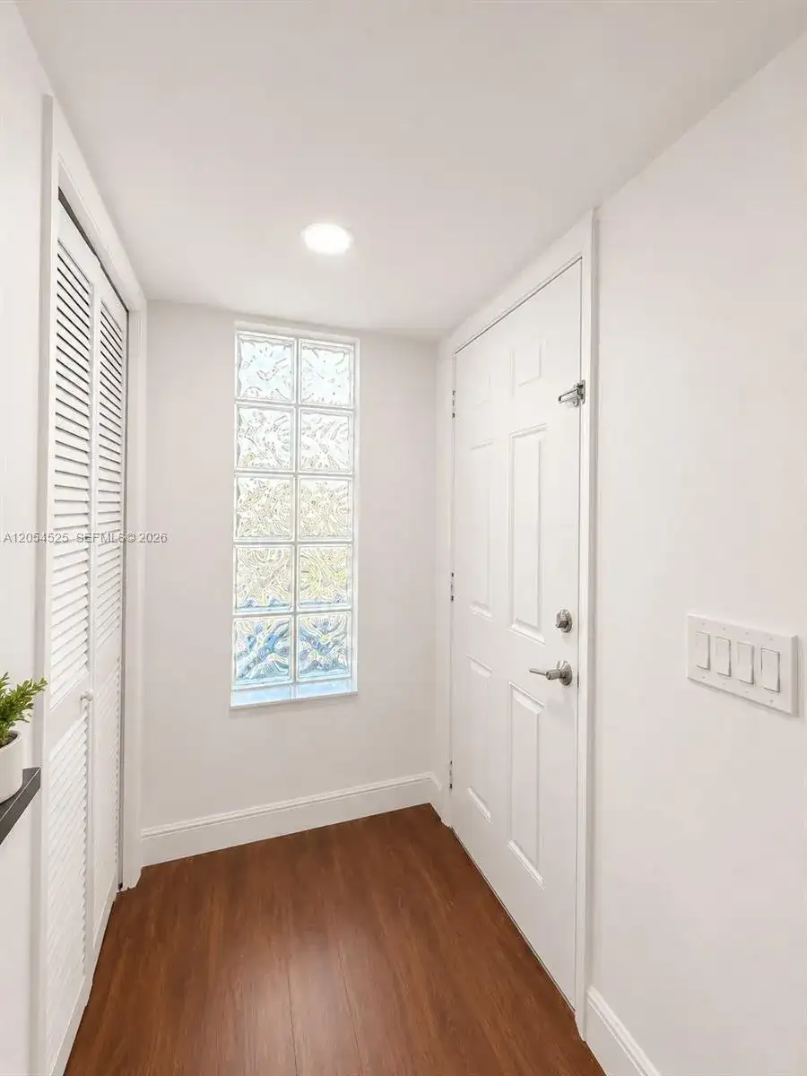 16571 Blatt Blvd # 203, Weston FL 33326 photo 5