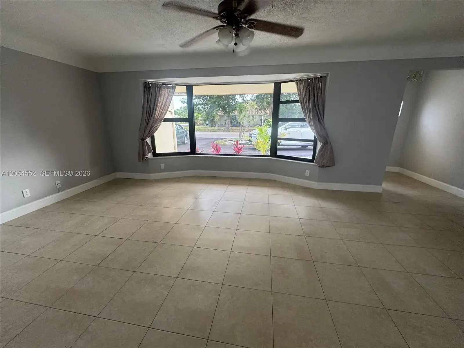 1109 SE 10th St, Deerfield Beach FL 33441 photo 2