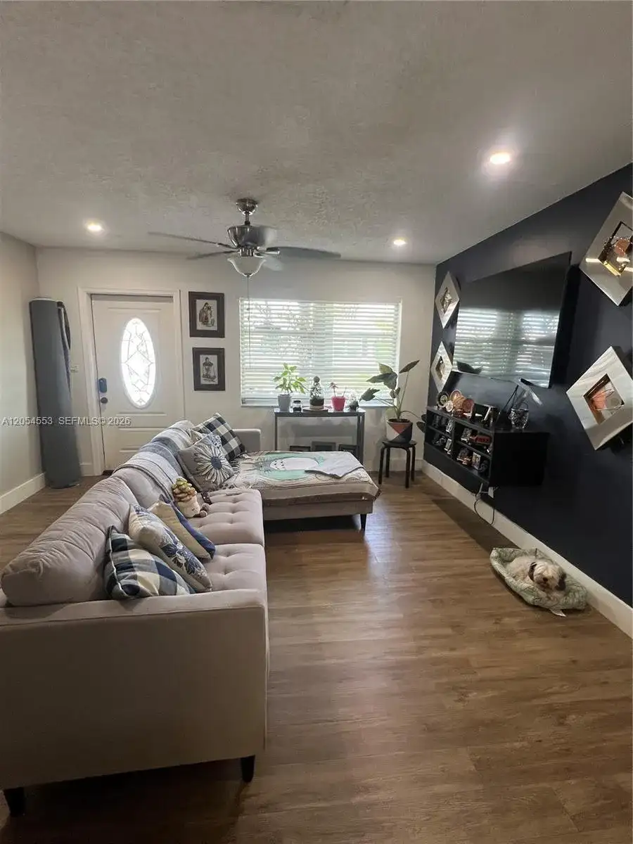 4108 NW 47th Ct, Tamarac FL 33319 photo 5