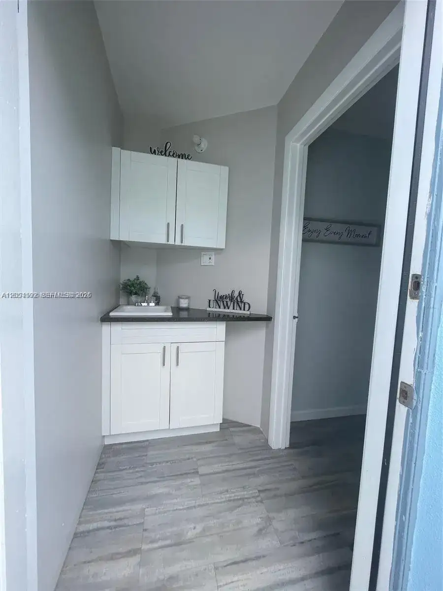 7521 Harbour Blvd # 1, Miramar FL 33023 photo 2