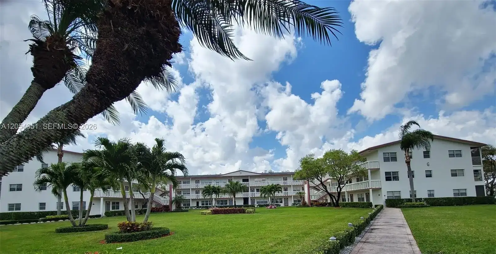 285 Fanshaw G # G, Boca Raton FL 33434 photo 2