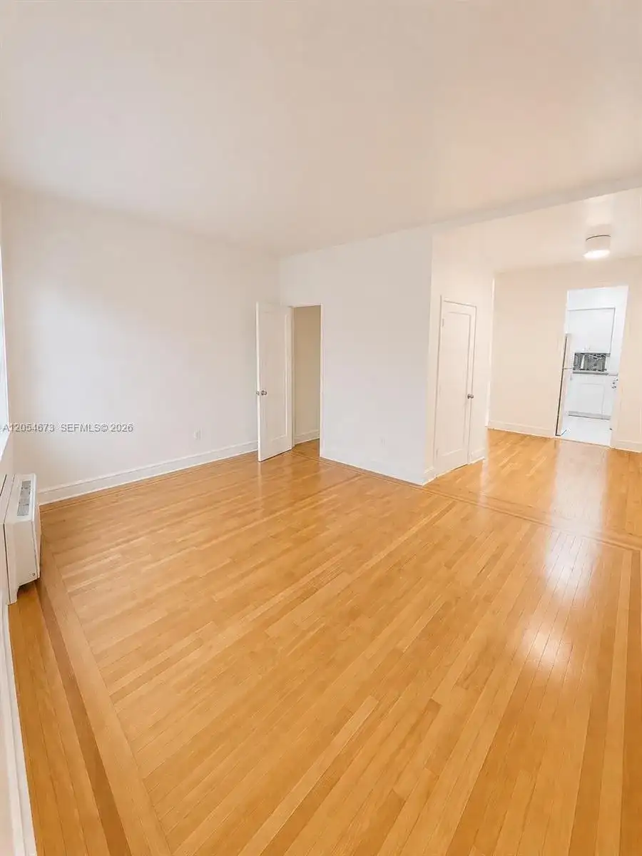 322 25th St # 2, Miami Beach FL 33140 photo 2