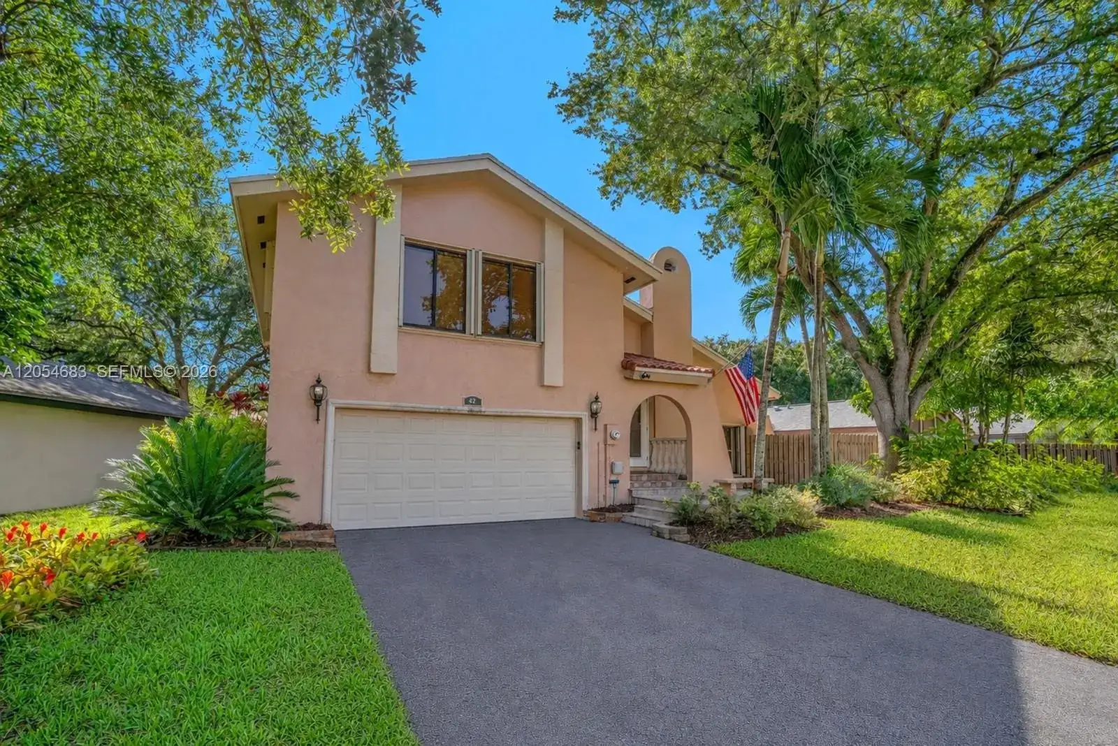 42 Birch Dr, Cooper City FL 33026 photo 2