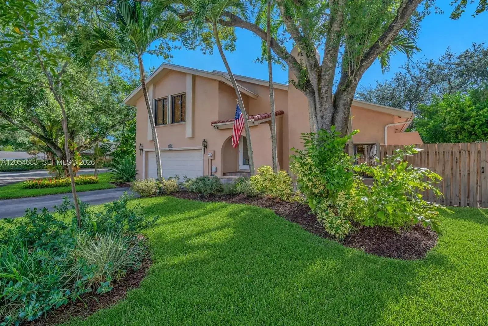 42 Birch Dr, Cooper City FL 33026 photo 3
